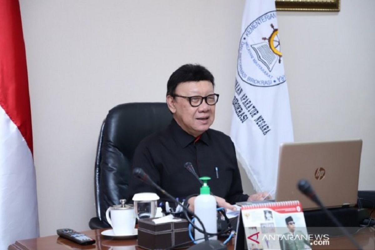 Menteri Tjahjo sebut langkah-langkah agar ASN dapat produktif di normal baru