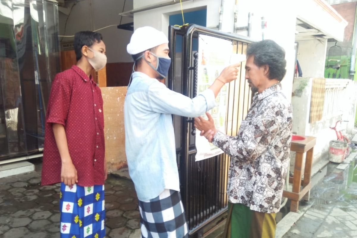 42 masjid Muhammadiyah di Kota Surabaya penuhi protokol kesehatan
