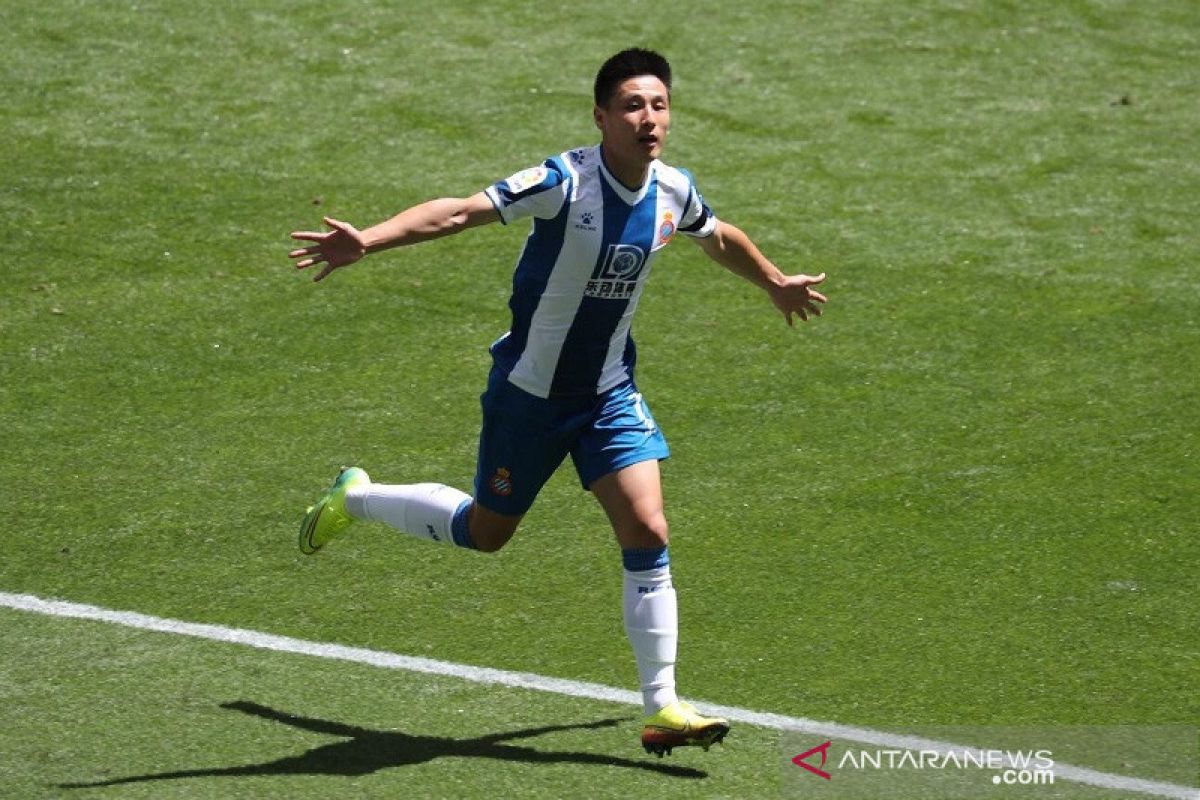 Espanyol taklukkan 10 pemain Alaves, nyalakan asa hindari degradasi