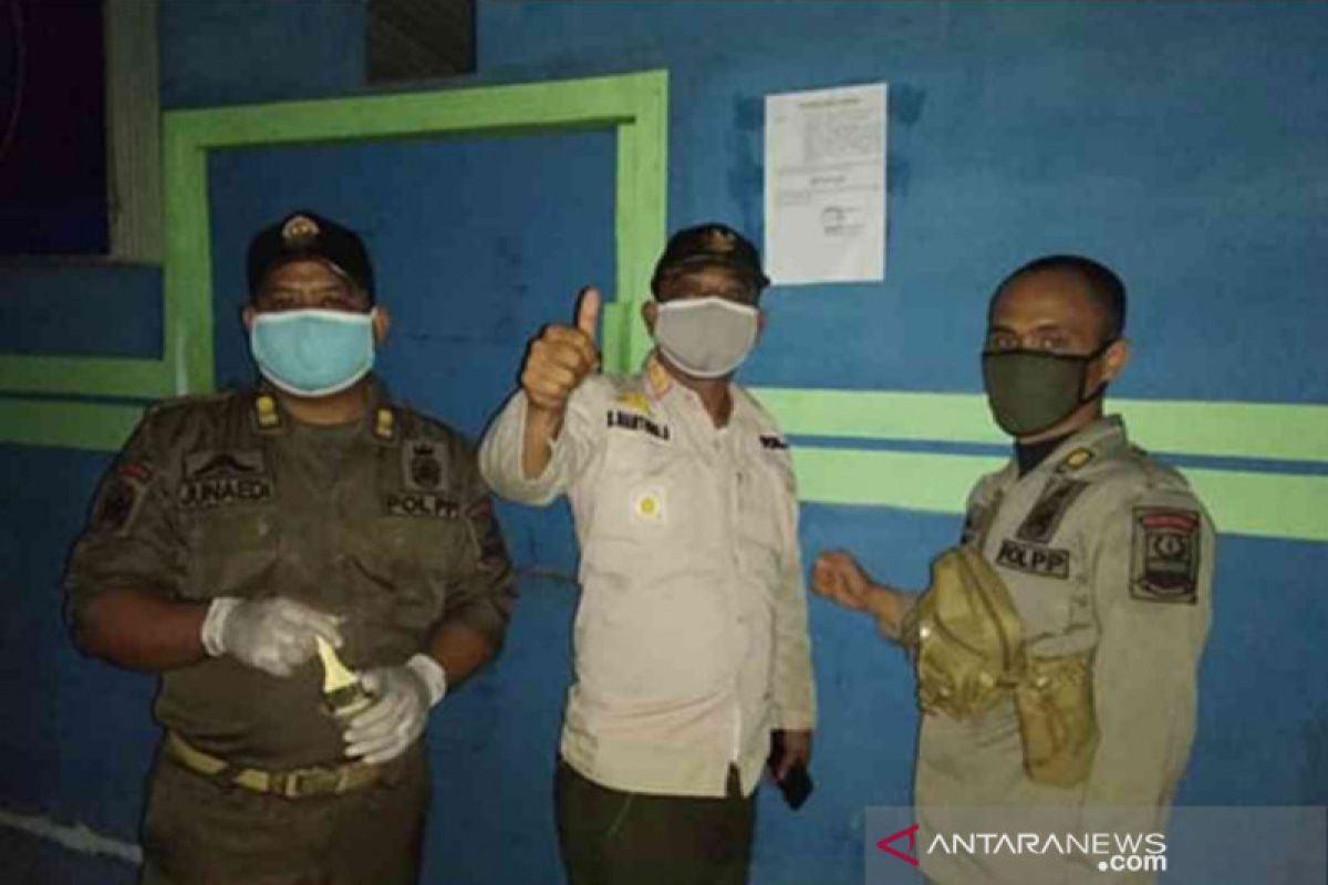 Nekad beroperasi, puluhan warung remang-remang di Bekasi ditutup paksa