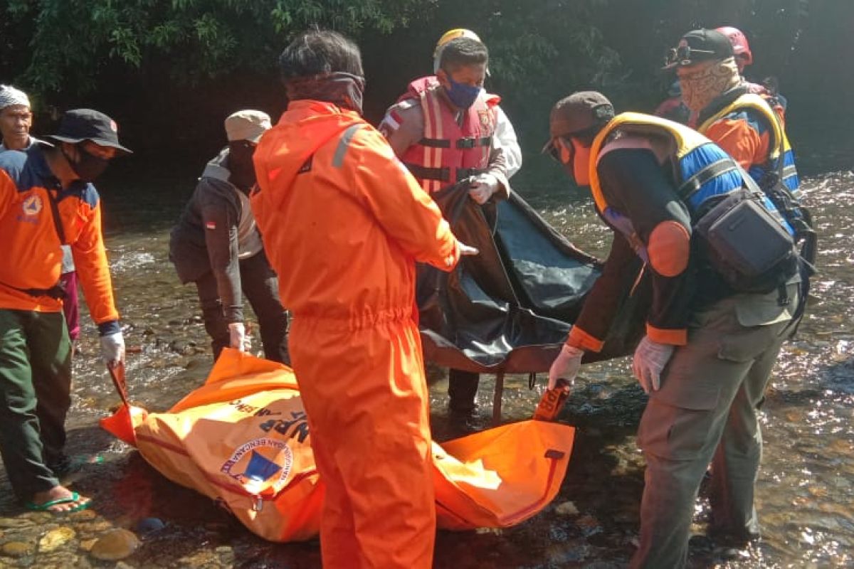 Korban tenggelam longboat karam di sungai Mendalam ditemukan