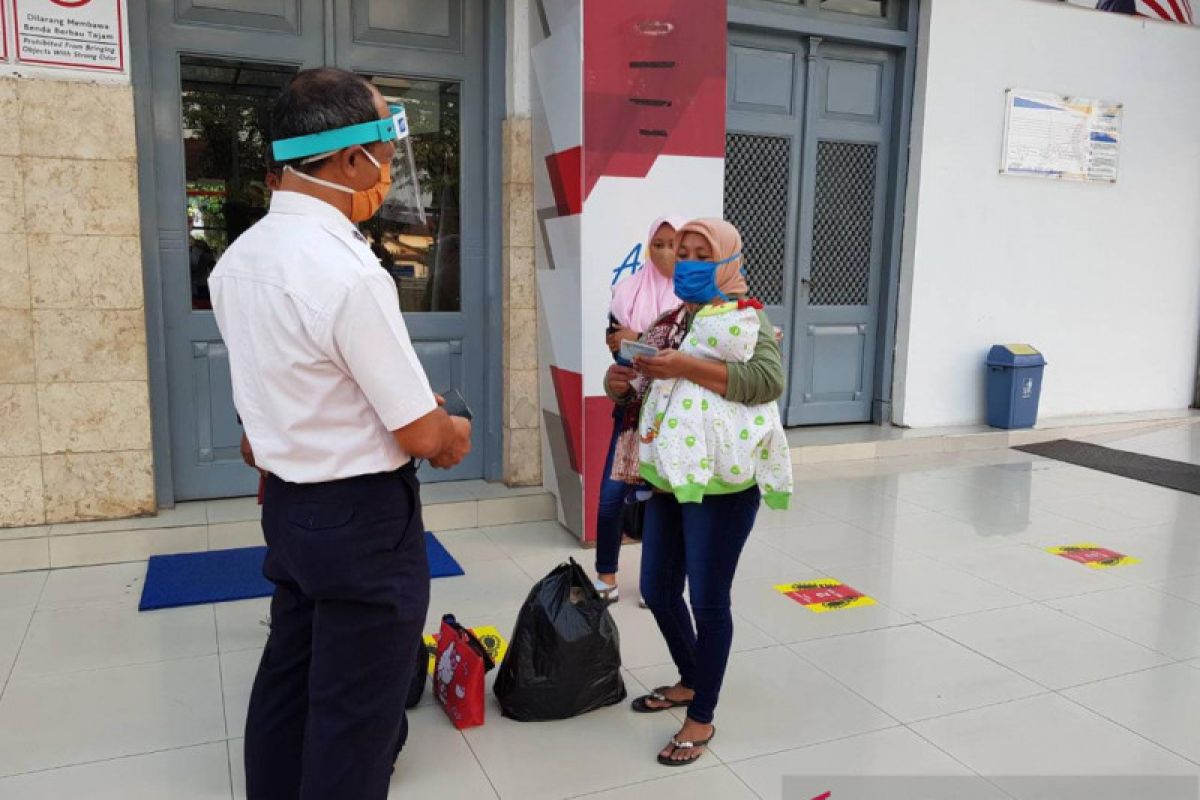 Dua hari beroperasi, KAI Jember angkut 227 penumpang dan 104 orang ditolak