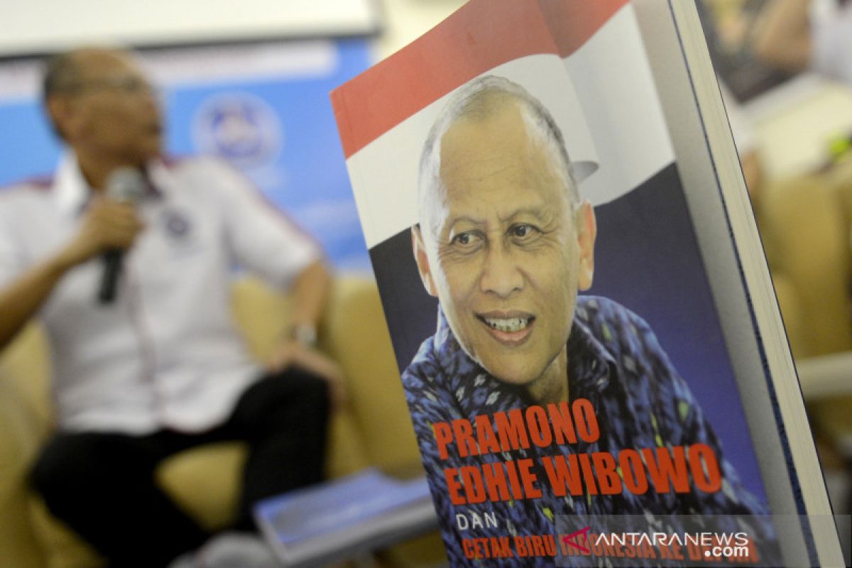 General (ret) Pramono Edhie Wibowo buried at Kalibata Heroes Cemetery