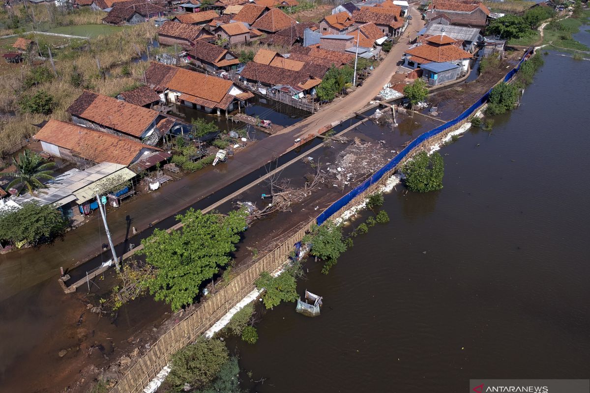 BMKG: Waspadai potensi banjir rob di pesisir utara dan selatan Jawa  19-21 Juni