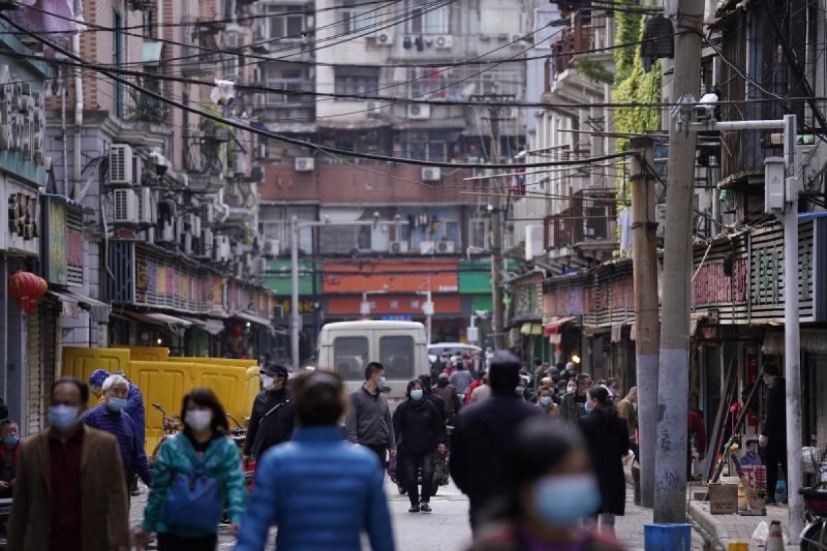 Warga terinfeksi COVID-19 meningkat, pasar grosir pertanian utama di Beijing ditutup sementara