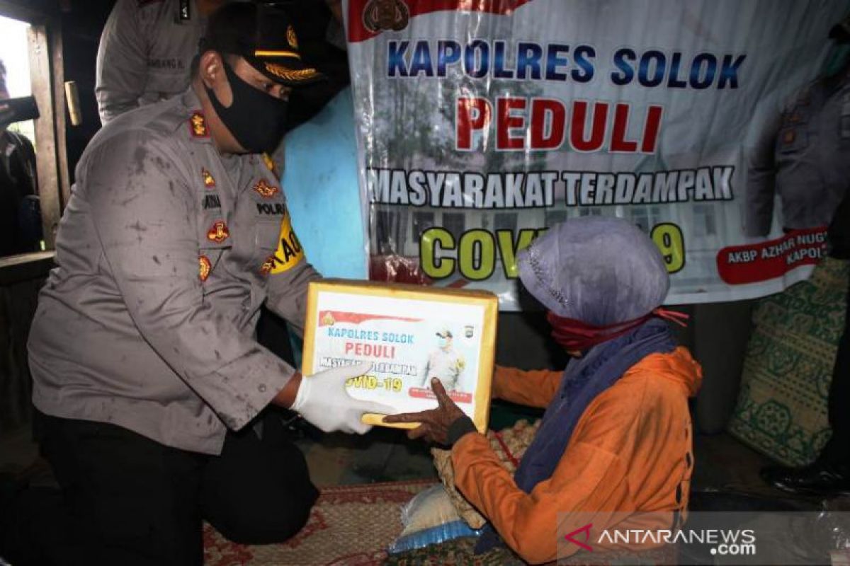 Polres Solok Arosuka gelar Jumat Berbagi di Nagari Sungai Nanam