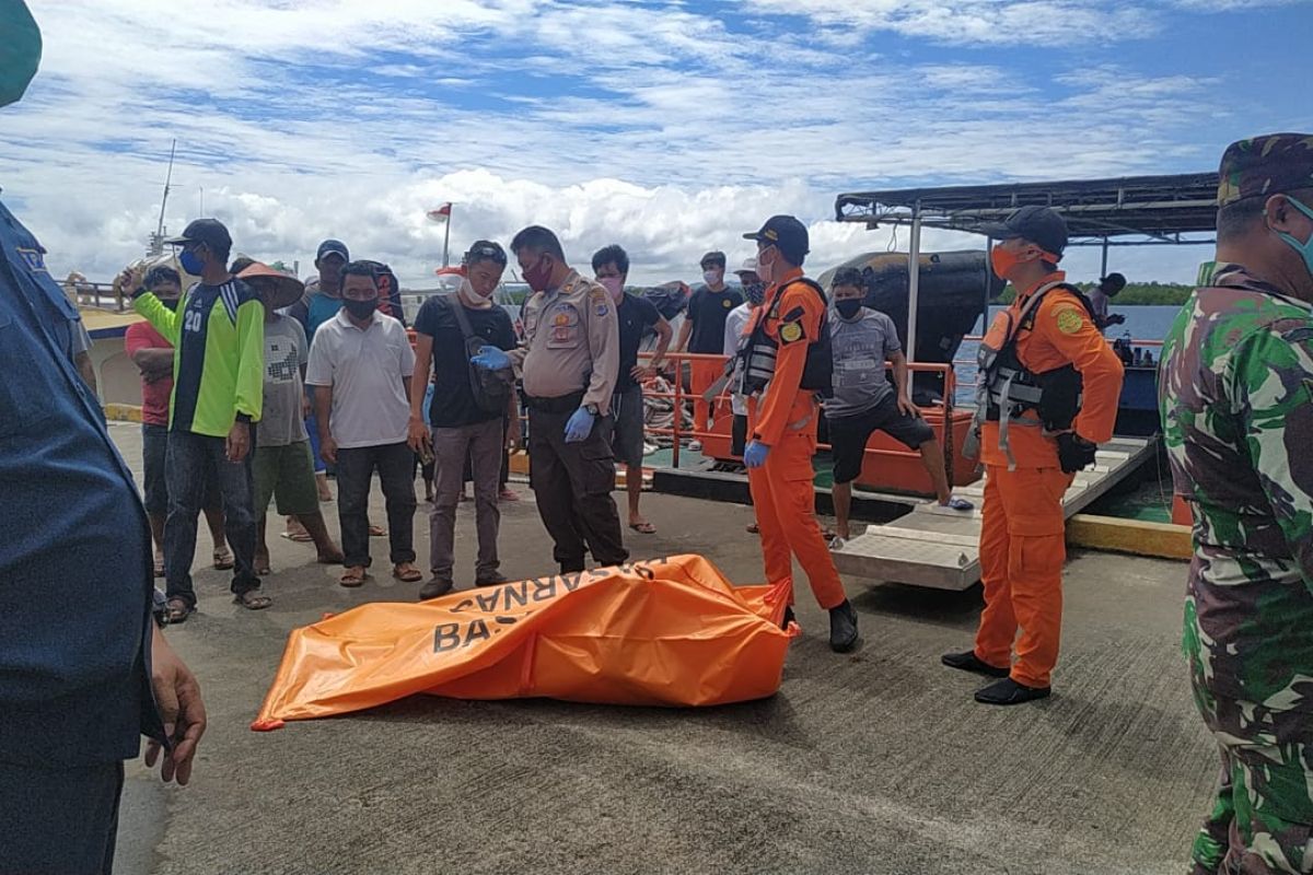 Tim SAR gabungan temukan ABK jatuh dari kapal di Pelabuhan Munte