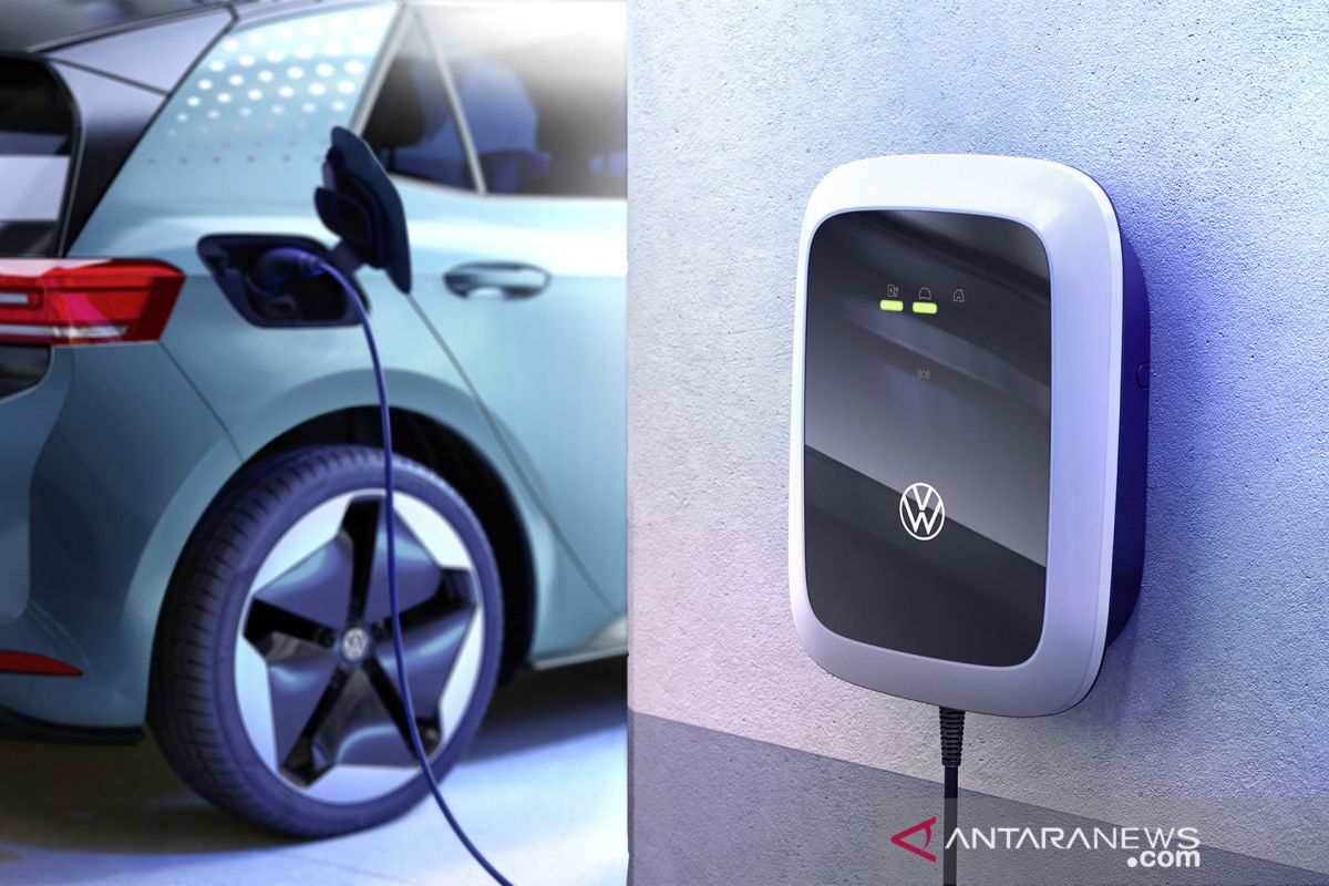 Mobil listrik Volkswagen jualan charger harganya Rp6,3 juta