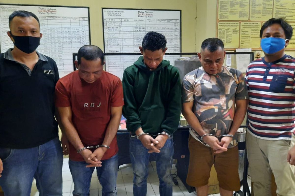 3 pengedar pil ekstasi ditangkap polisi