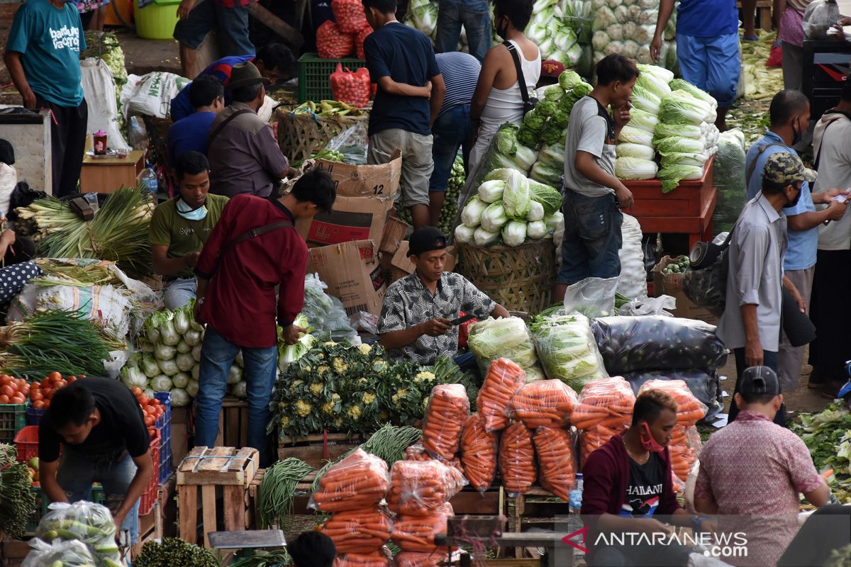 Pedagang dan pengelola pasar tradisional wajib tingkatkan disiplin dampak pandemi