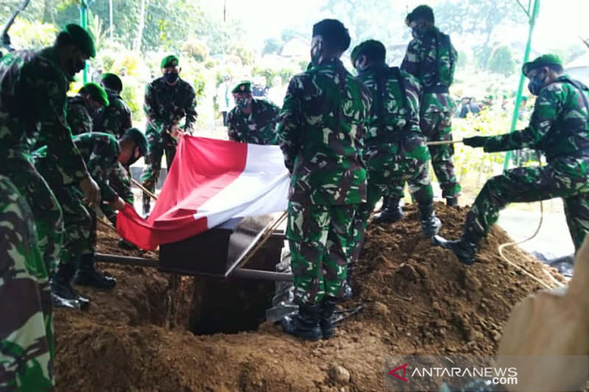 Lettu Vira Yudha, korban heli MI-17 jatuh meninggal dunia