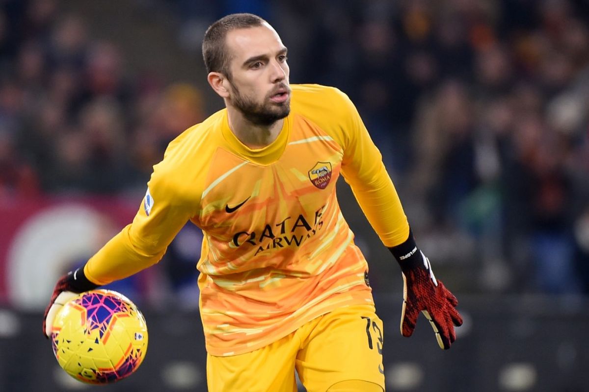 Penjaga gawang Timnas Spanyol Pau Lopez diincar trio Liga Premier