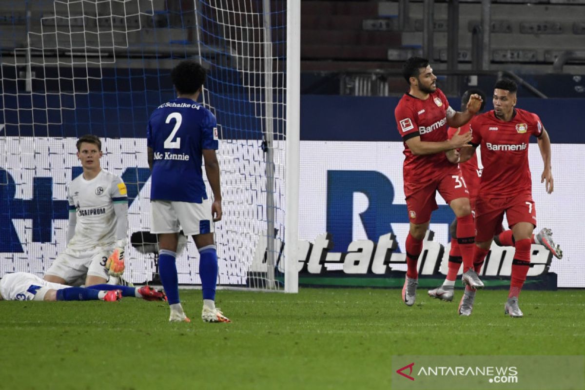 Leverkusen masuk zona Liga Champions setelah bermain imbang 1-1 dengan Schalke