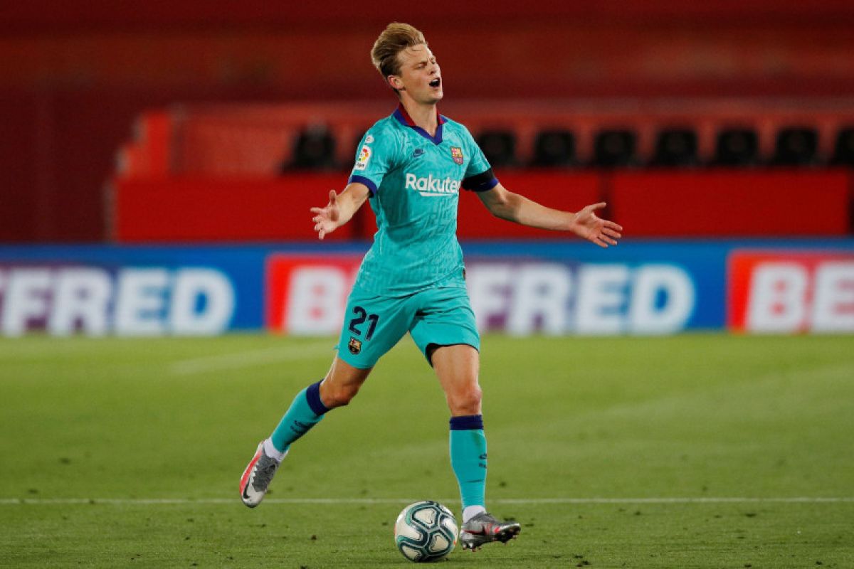 Gelandang Barcelona Frenkie De Jong siap hadapi Leganes tengah pekan ini