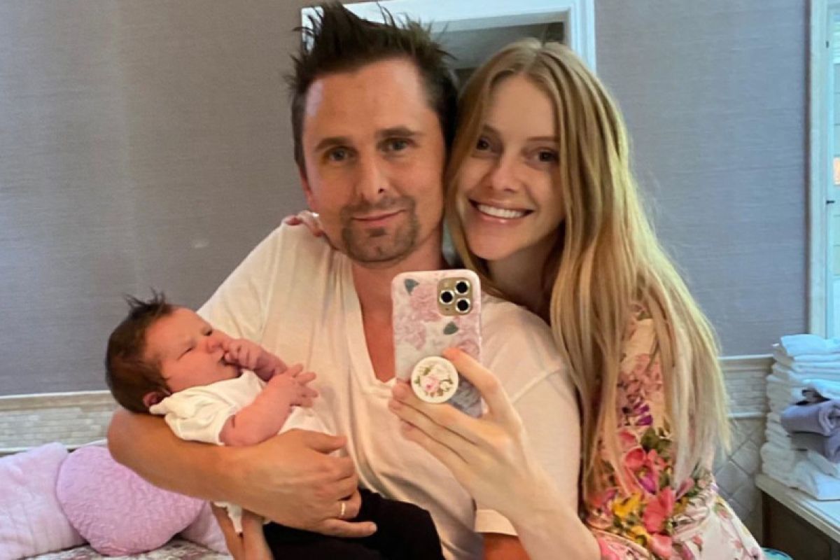 Vokalis Muse Matt Bellamy sambut kelahiran anak kedua