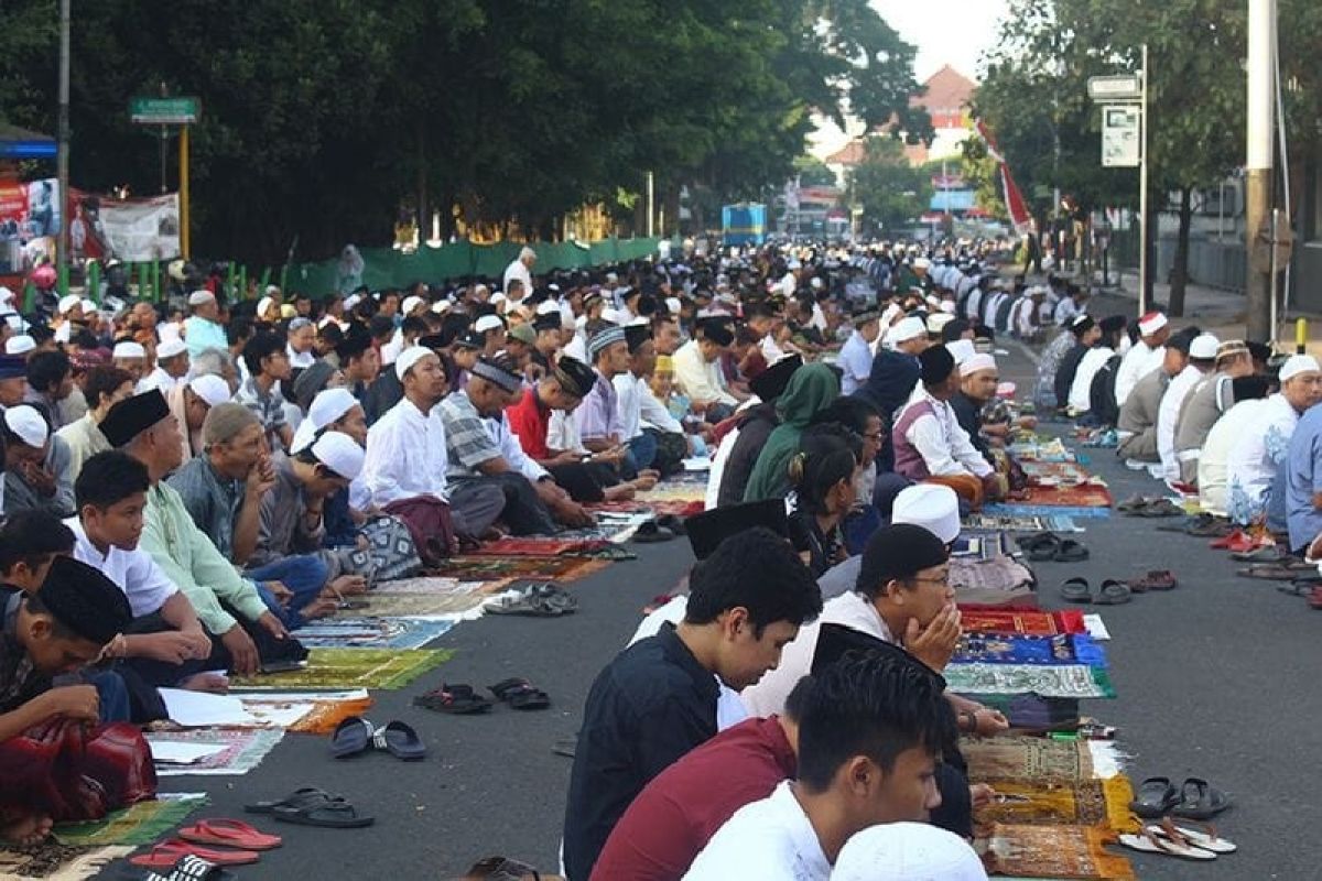 Sejumlah masjid di zona hijau sudah jalankan ibadah