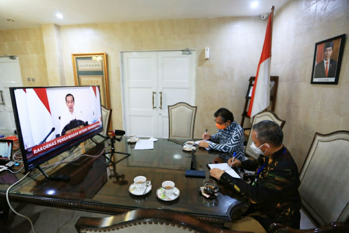 Penjabat Wali Kota Makassar ikuti rakornas virtual pengawasan intern pemerintah