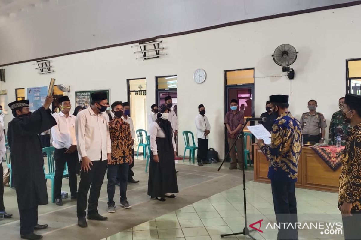 KPU Pandeglang lantik anggota PPS terapkan protokol kesehatan