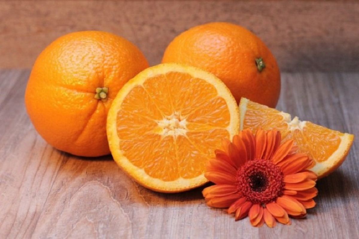 Berikut ini lima khasiat jeruk untuk kesehatan
