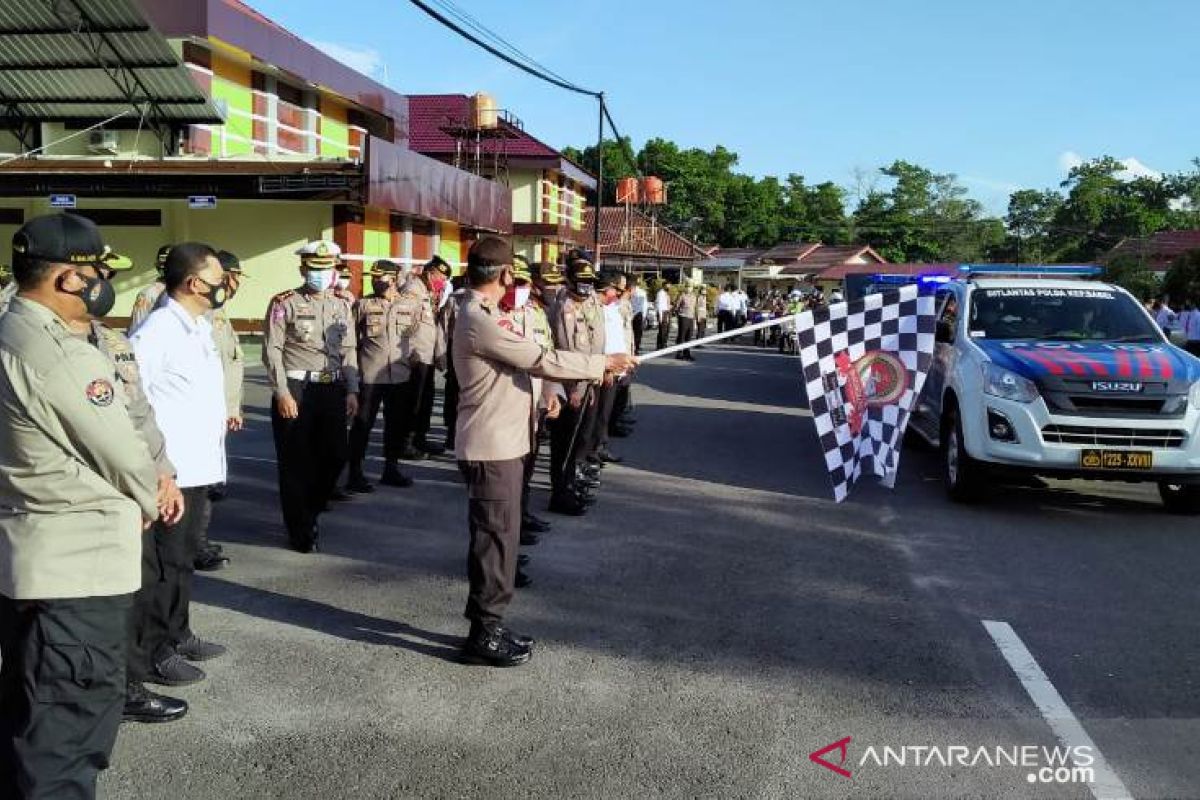 Peringati HUT Bhayangkra, Polda Babel salurkan 10.000 paket sembako