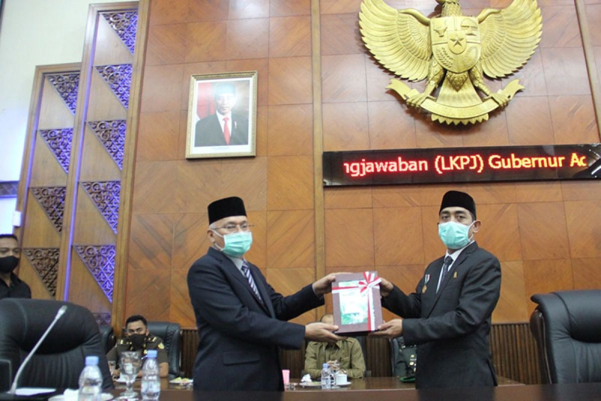 Gubernur Aceh sampaikan LKPJ kepada DPRA