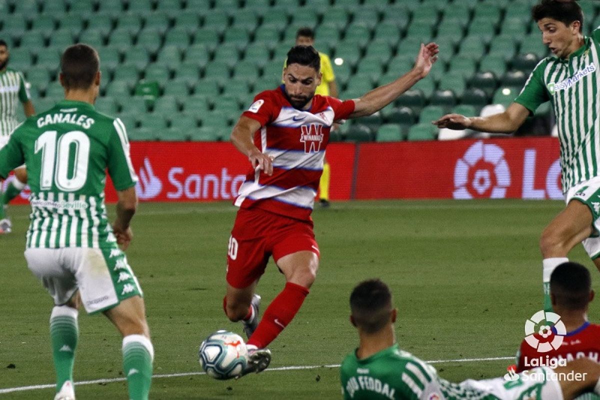 Ketat di 10 menit akhir, Betis dan Granada akhirnya berbagi poin