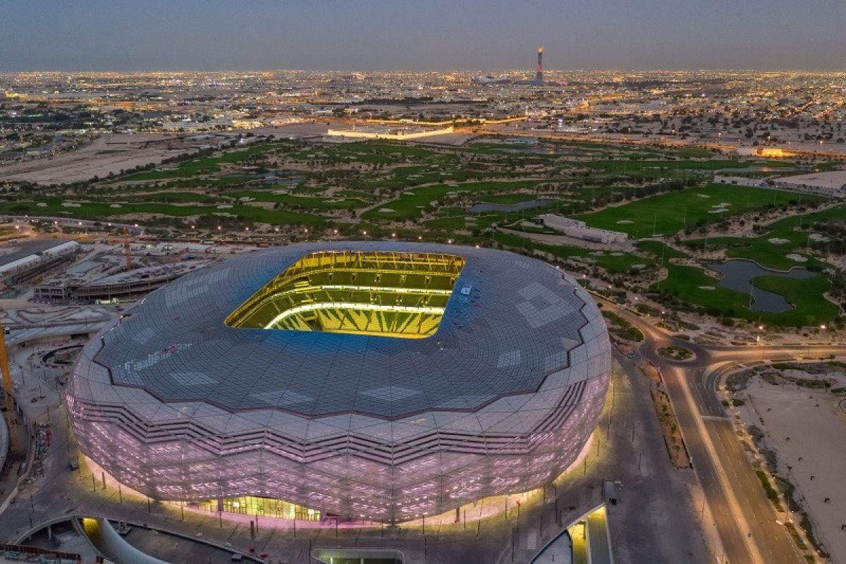 Stadion baru Qatar untuk pejuang terdepan lawan COVID-19