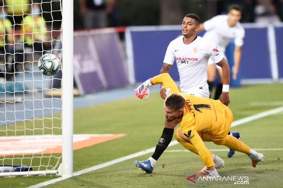 Sevilla kehilangan dua poin akibat gol bunuh diri di Levante