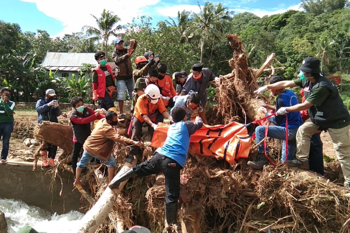 Longsor di Jeneponto kembali ditemukan  jasad warga