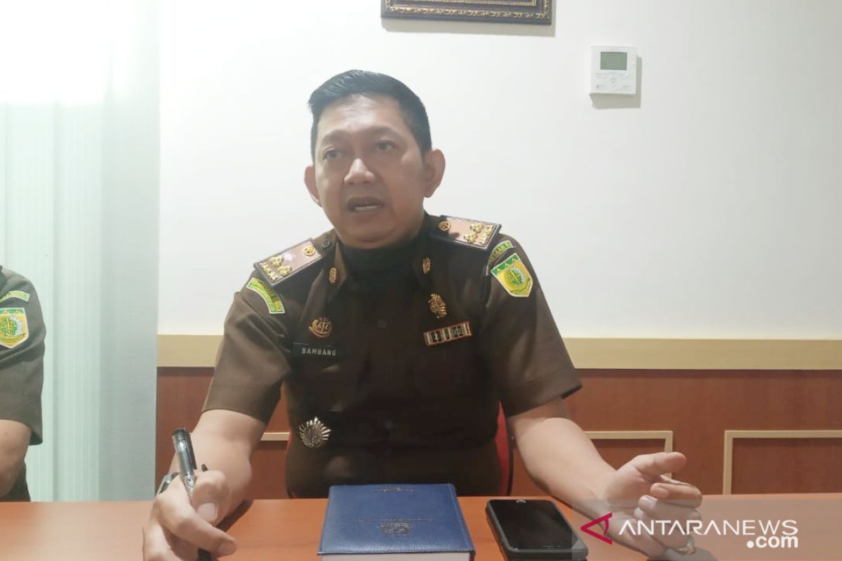 Kejari Bogor periksa kelengkapan berkas perkara OTT Sekretaris DPKPP Irianto