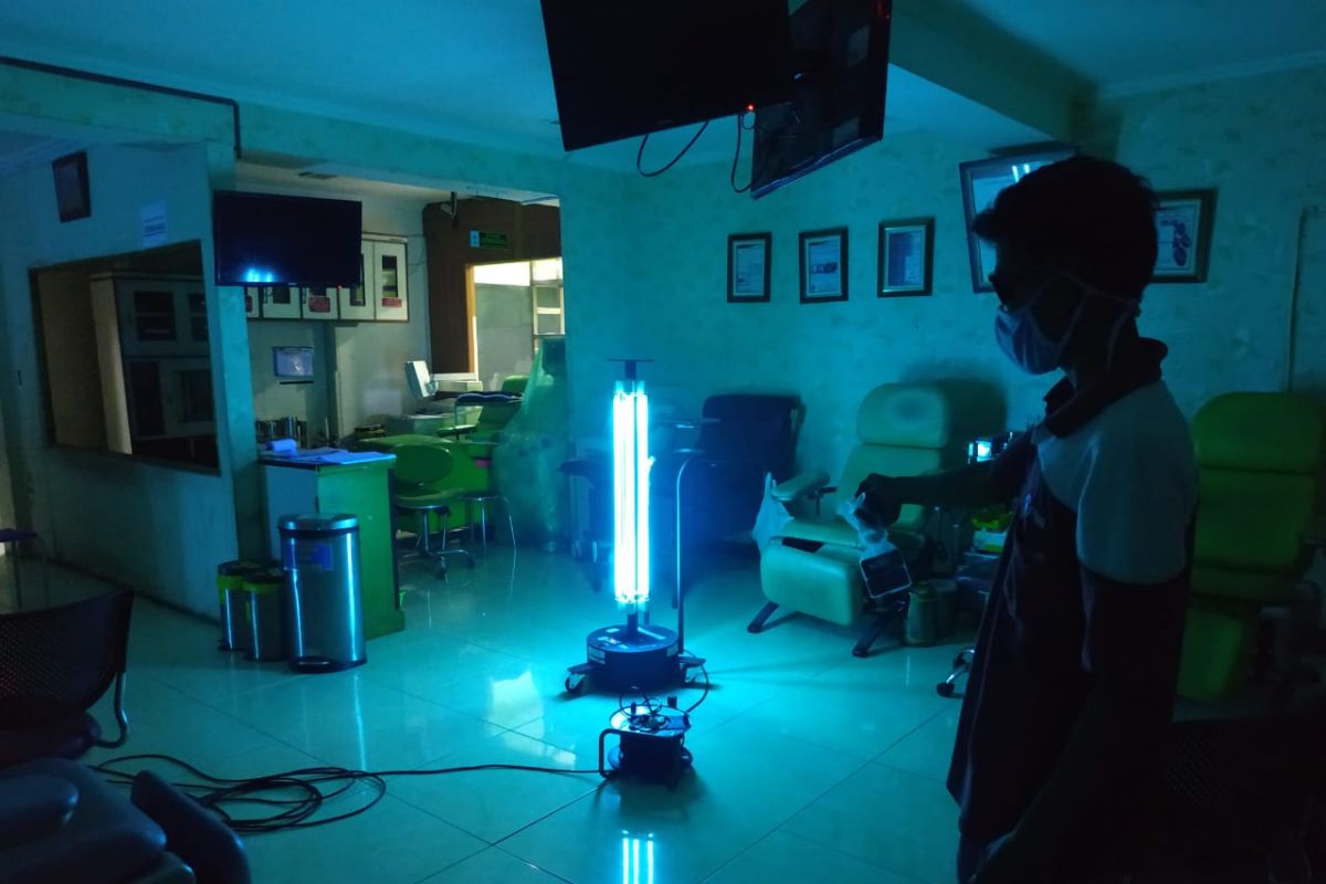 PMI Tangerang gunakan teknologi sinar UV untuk sterilisasi peralatan kesehatan