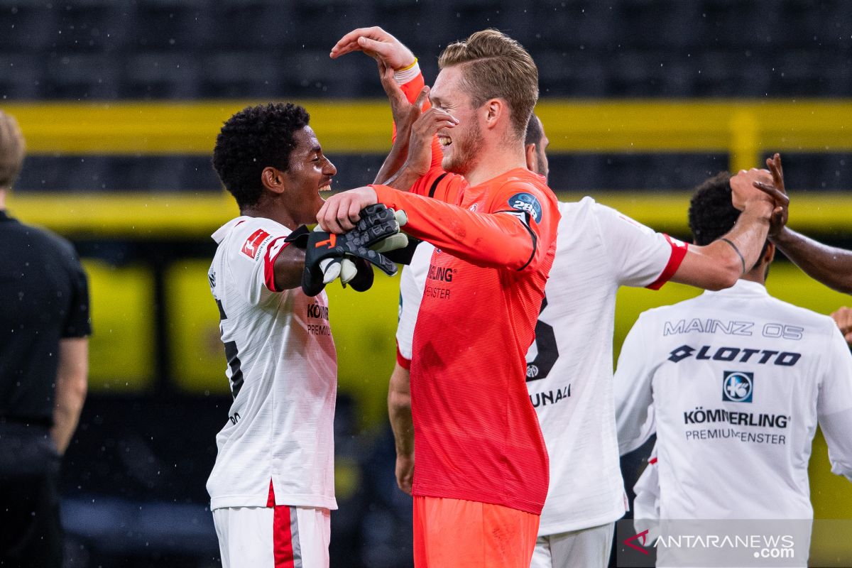 Mainz perbesar peluang selamat dari degradasi setelah taklukkan Dortmund 2-0