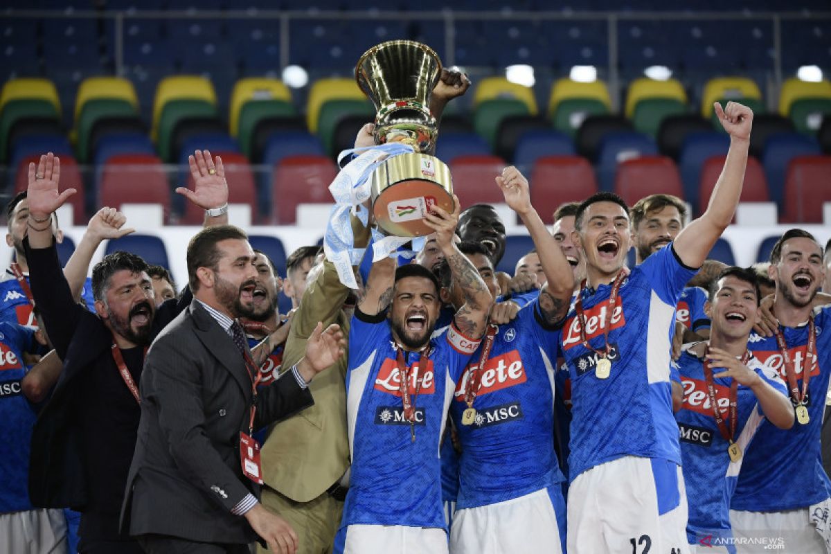 Napoli juara Piala Italia setelah menang  adu penalti lawan Juventus