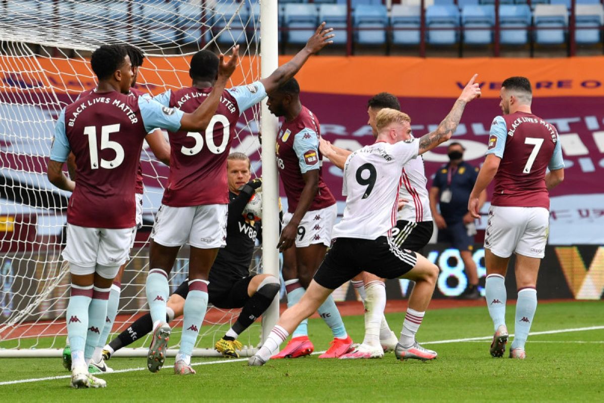 Sheffield gagal klaim gol, Carragher:  VAR terpasung protokol