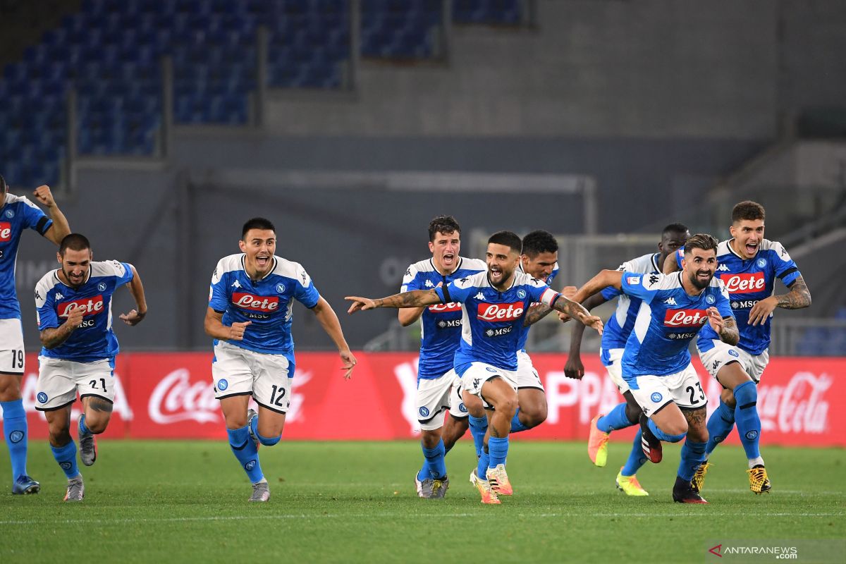 Menang adu penalti atas Juventus, Napoli juara Piala Italia
