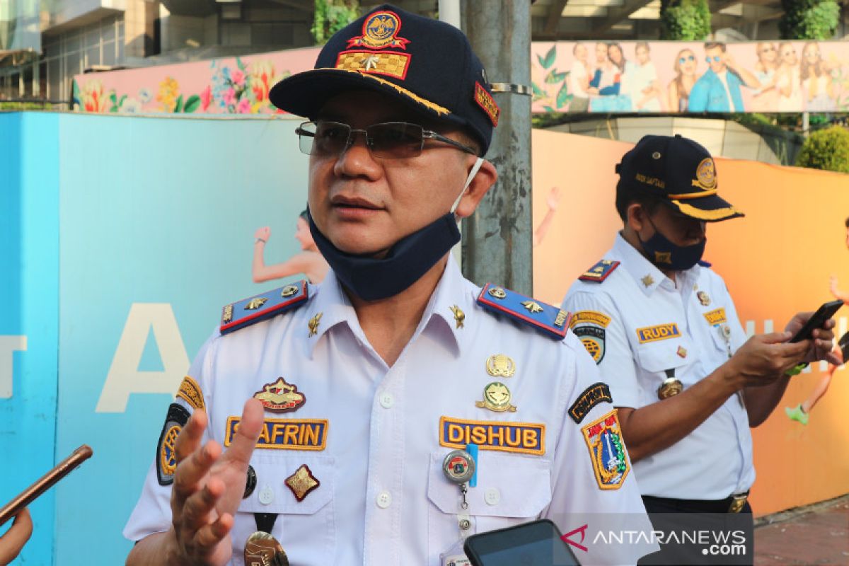 Pemprov DKI Jakarta larang PKL di car free day PSBB transisi