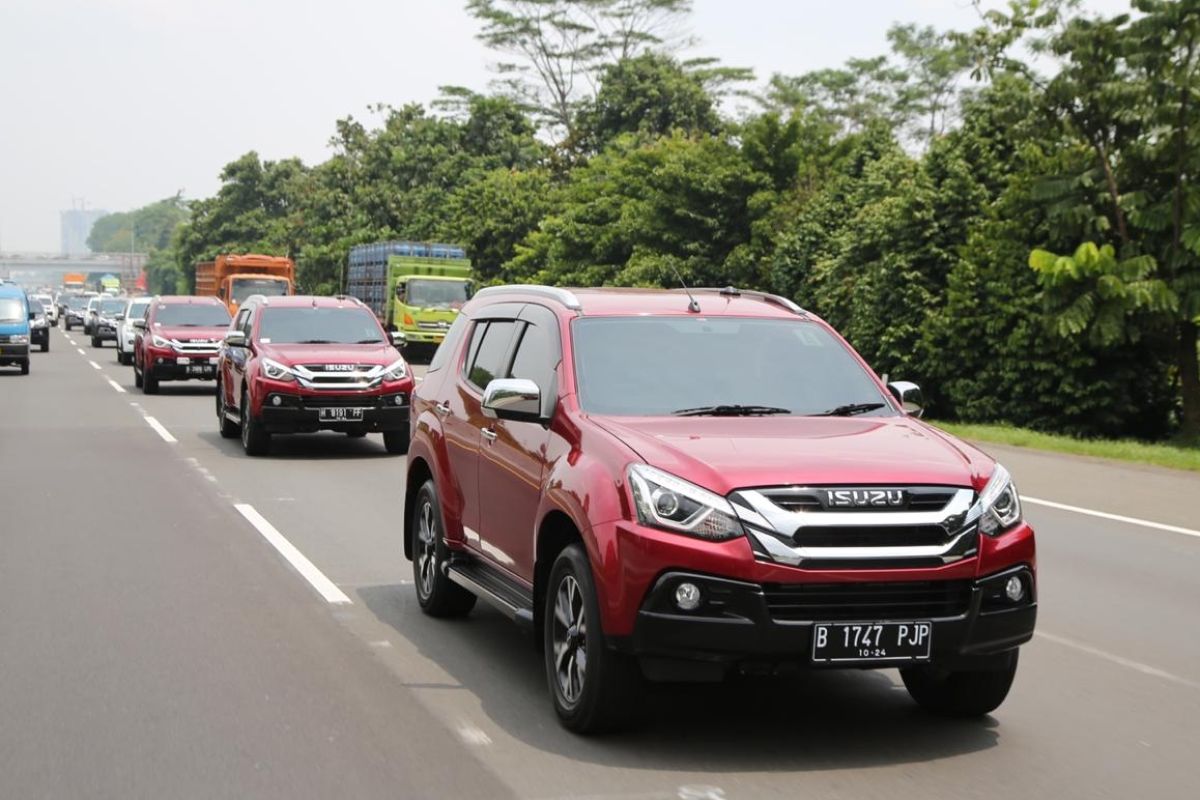 Genjot penjualan SUV mu-X, Izusu tawarkan servis gratis 3 tahun