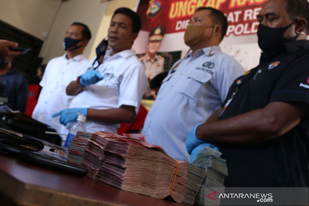 Polisi telusuri aliran uang bandar sabu Lombok Barat