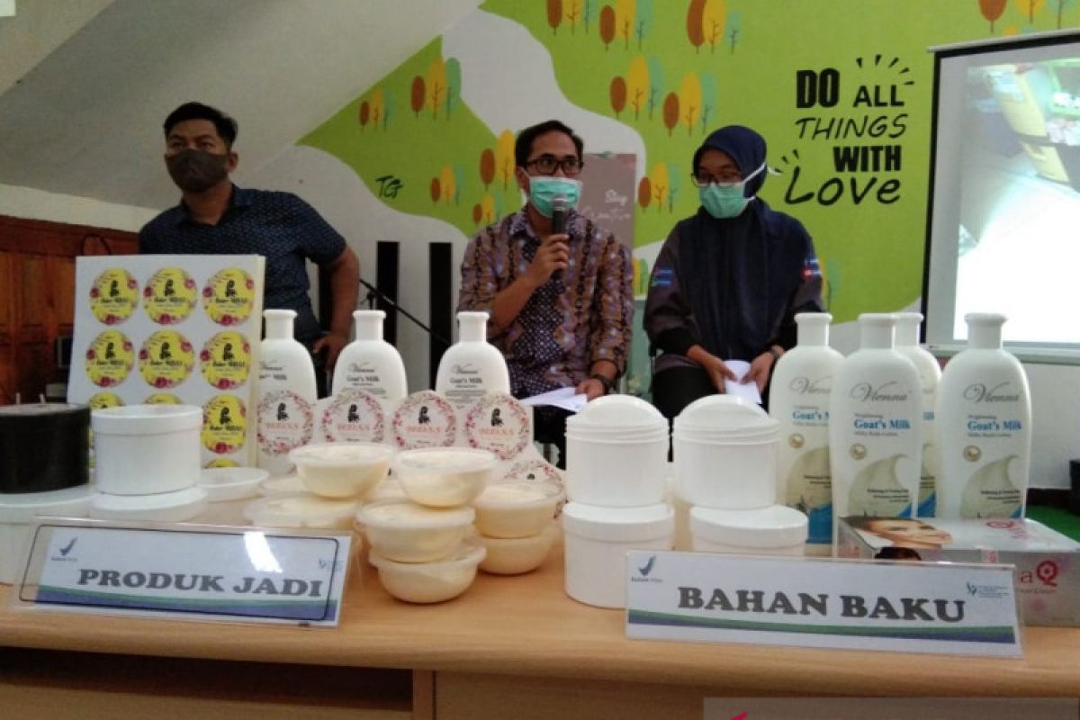 BPOM sita kosmetik ilegal  yang dijual bebas secara online di Kota Palu