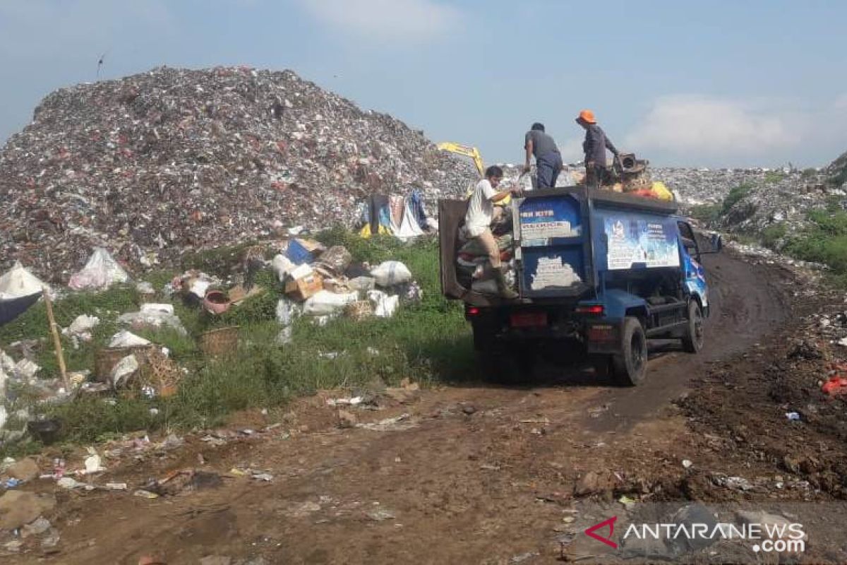 DLH mencatat penurunan volume sampah selama pandemi COVID-19