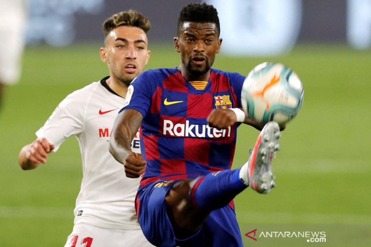 Bek Barcelona Nelson Semedo resmi berseragam Wolves