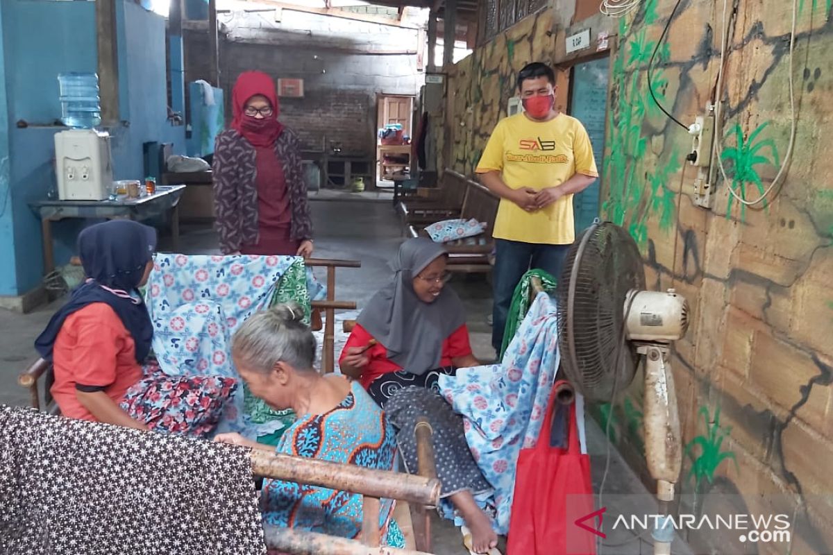 Perajin batik di Kulon Progo mulai banyak permintaan