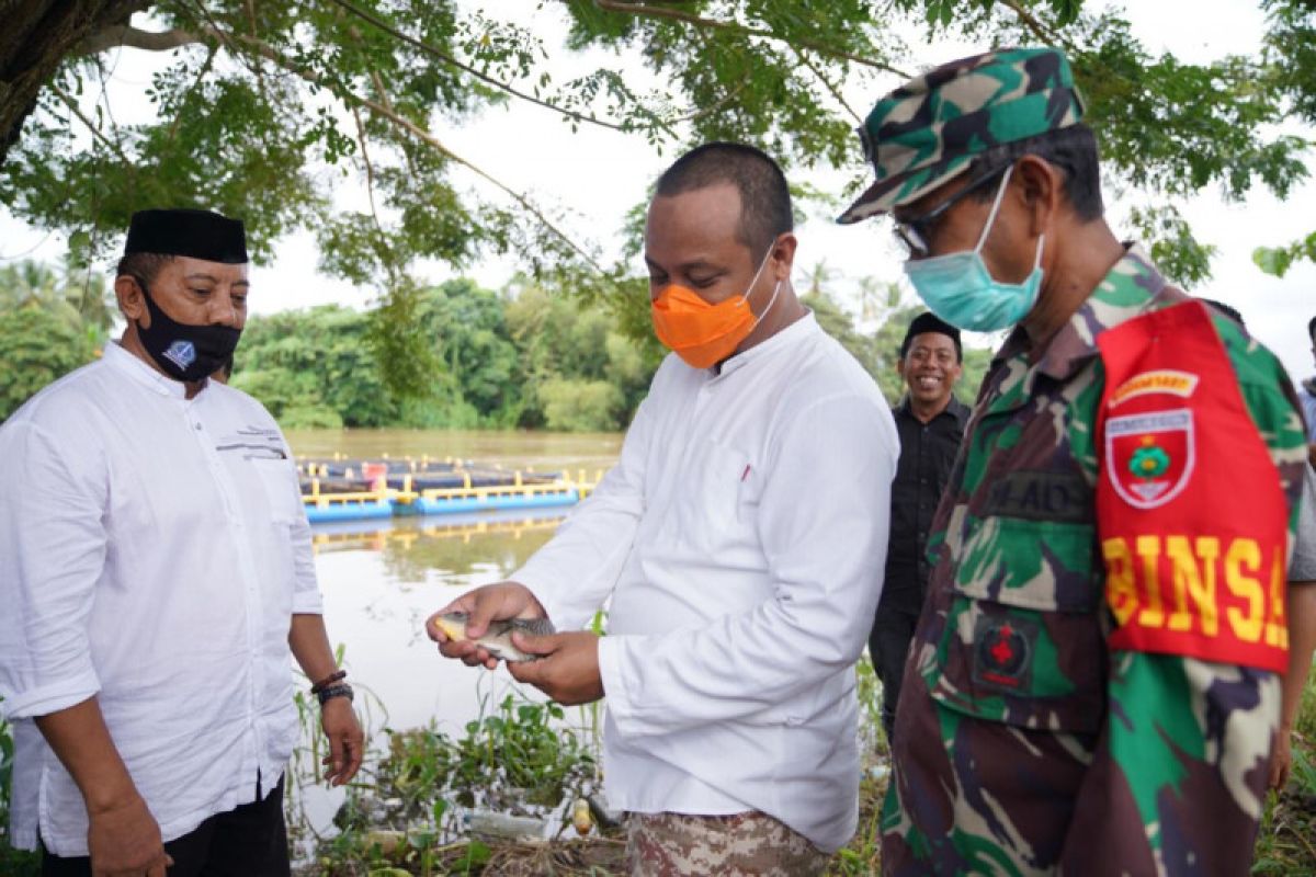 Wagub Sulsel pantau proyek keramba jaring apung di Kabupaten Bone