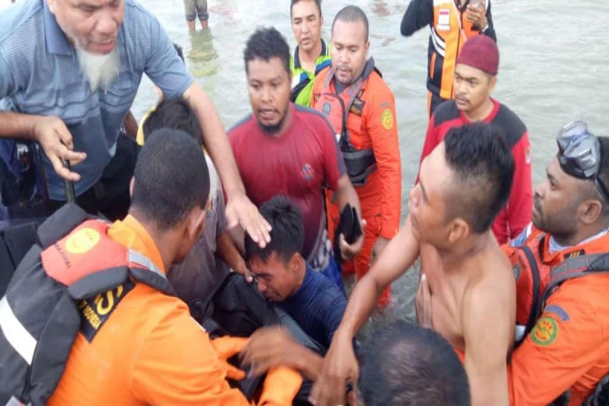 Tim SAR temukan korban anak tenggelam di Pantai Holtekam Jayapura