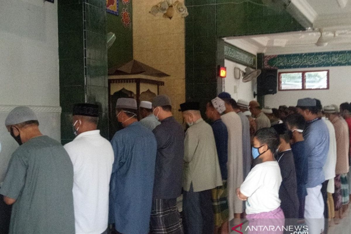 Salat gerhana ikuti protokol kesehatan di Tarakan