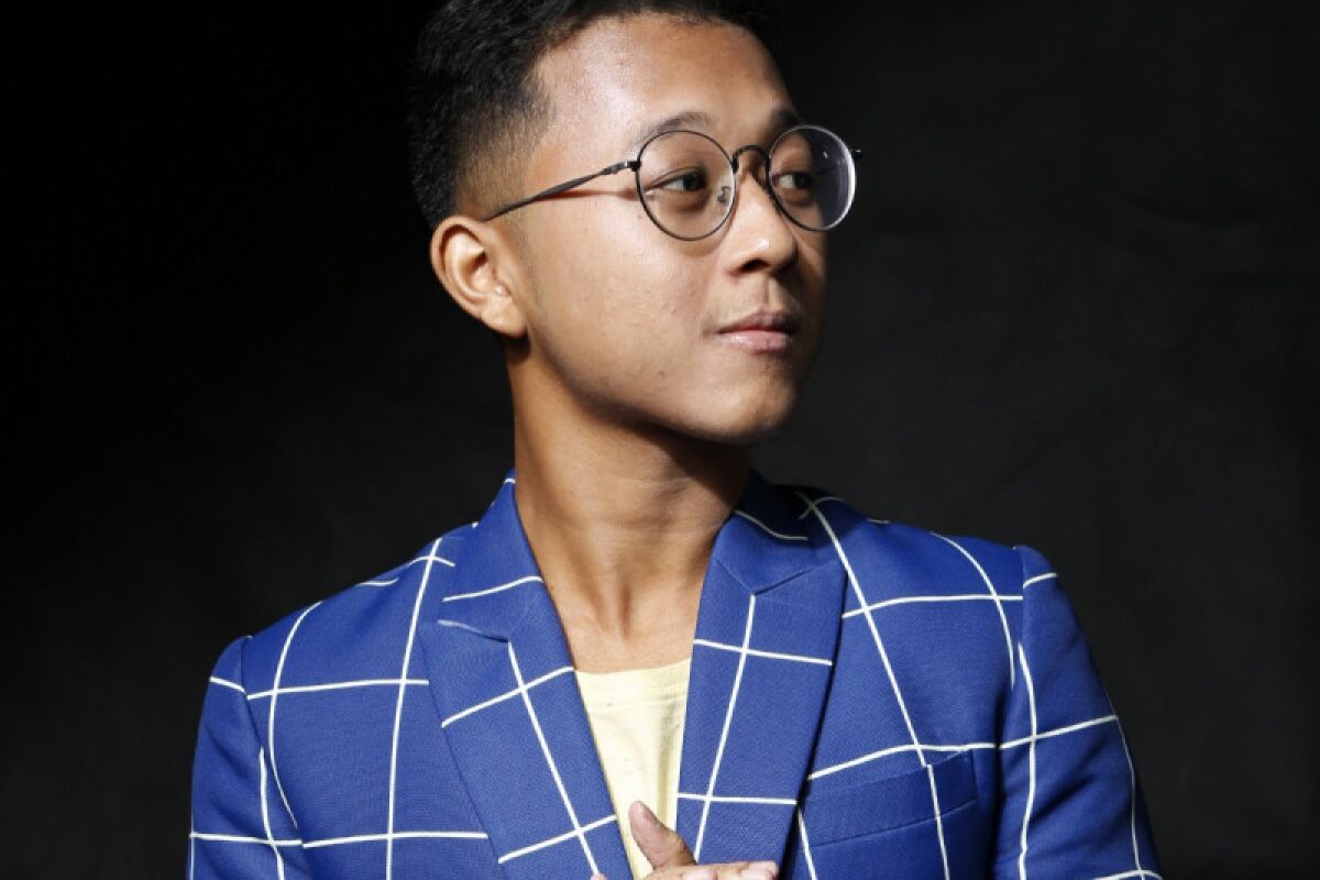 Ighan Andhika menyanyikan ulang "Pergilah Kasih"