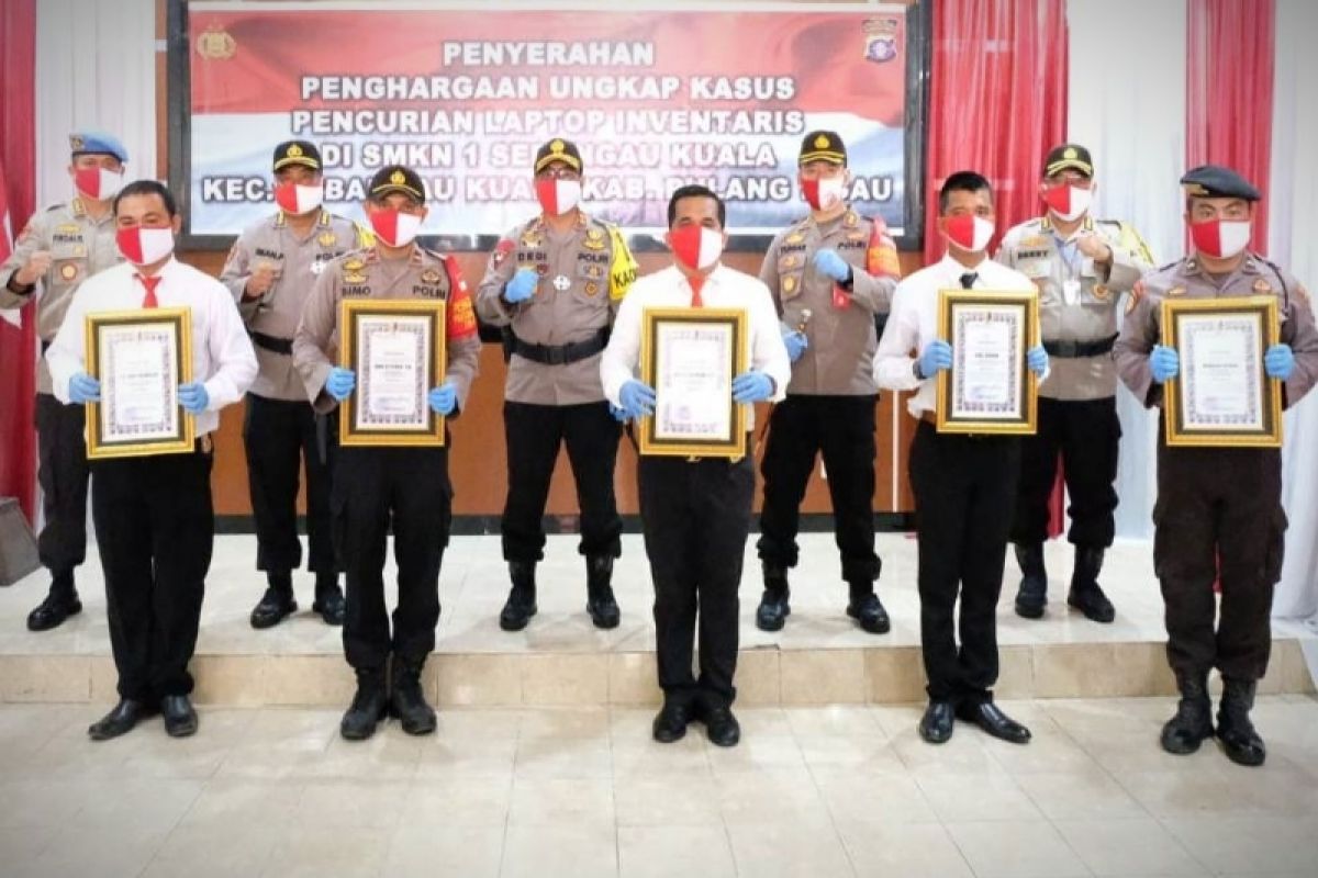Kapolda Kalteng beri apresiasi lima anggota Polres Pulang Pisau