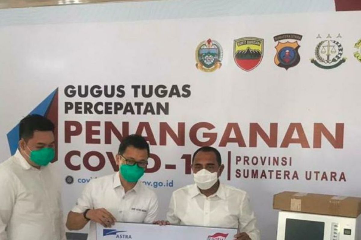 Setelah mendonasikan 10.000 paket sembako, Astra Financial dan Grup Astra Medan serahkan dua ventilator untuk Sumut