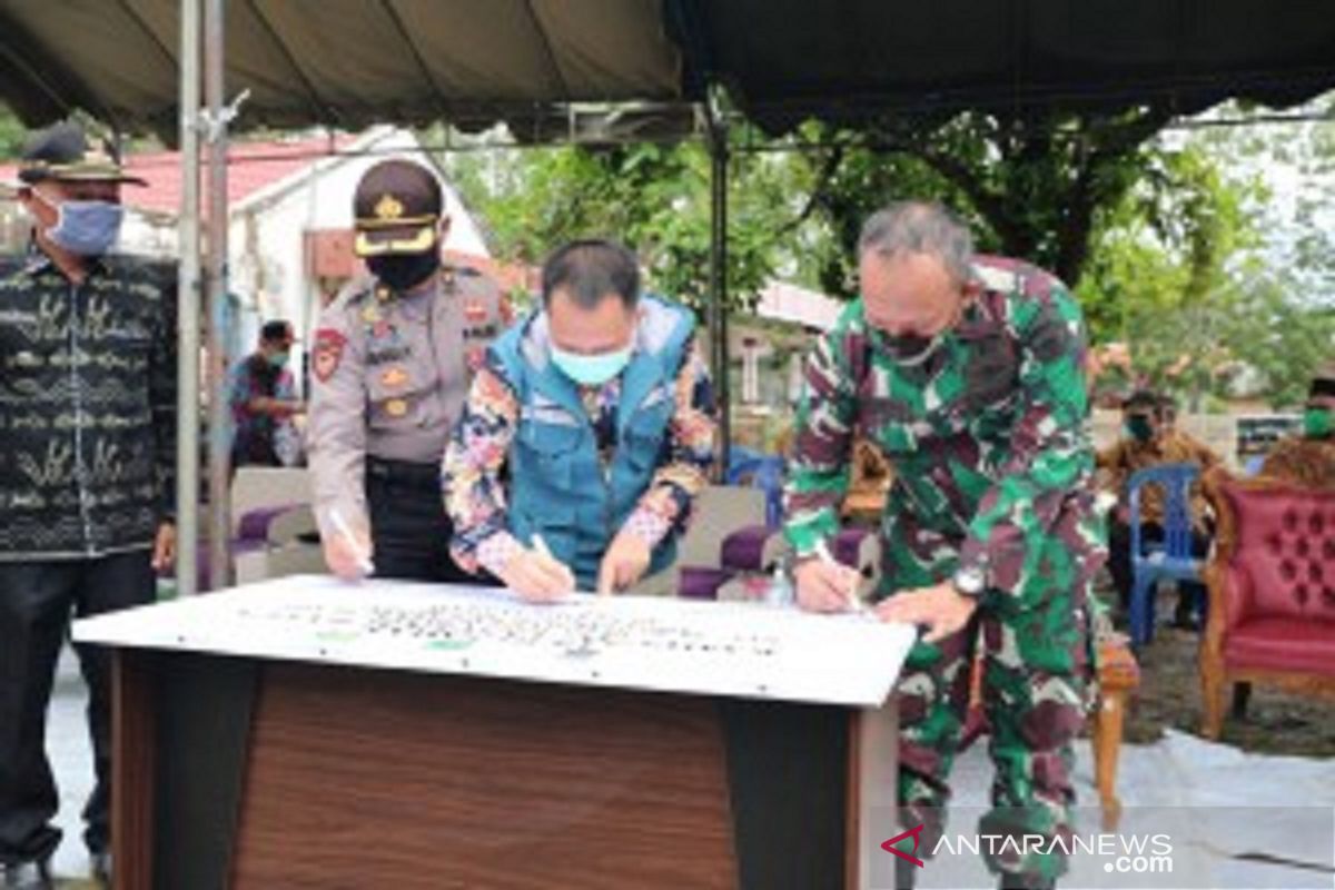 Bupati Tanah Bumbu resmikan kampung tangguh banua