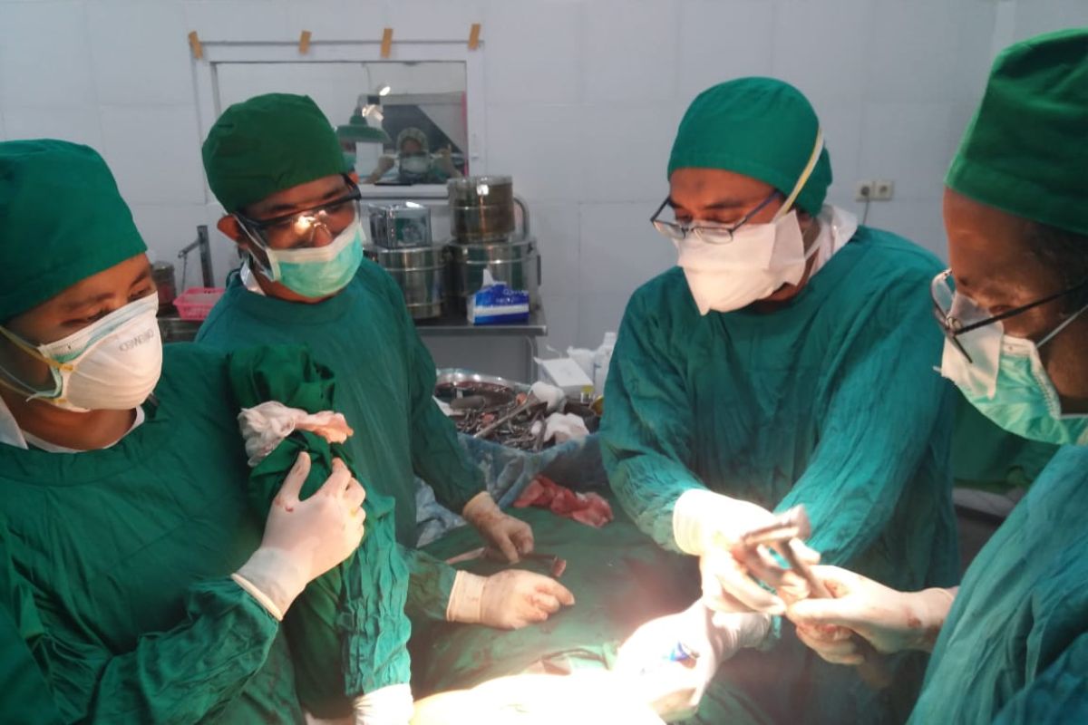 Fasilitas operasi ortopedi RSU Chasan Boesoerie di Ternate masih  minim